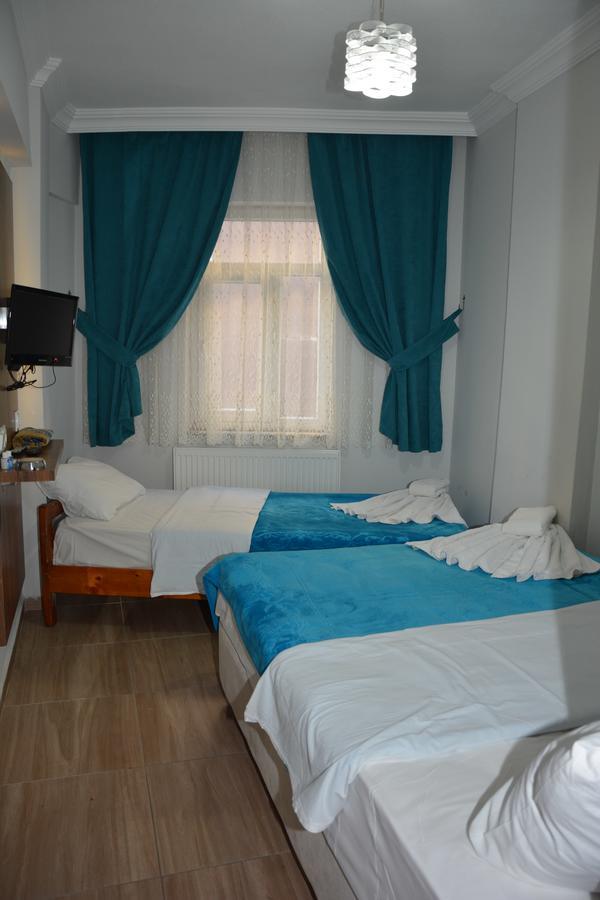 איספרטה Hotel Altug מראה חיצוני תמונה