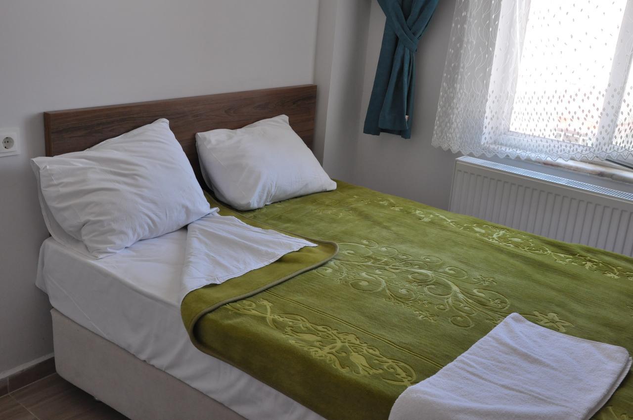 איספרטה Hotel Altug מראה חיצוני תמונה